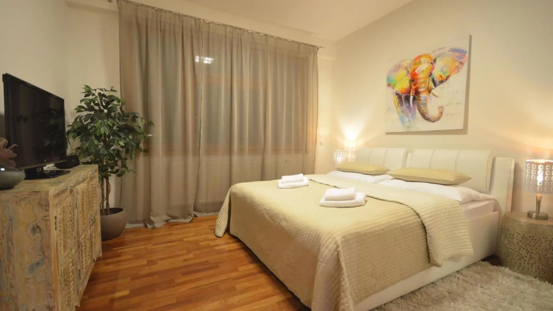 Ferienwohnung Mit Terrasse Prag